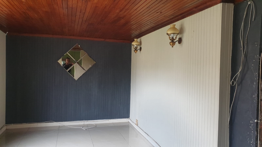 To Let 1 Bedroom Property for Rent in Cambridge Eastern Cape